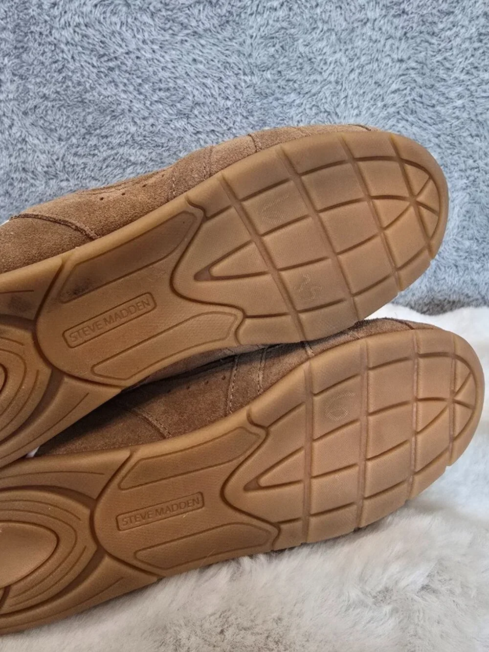 Steve Madden Women's Maysa Lace-Up Slip-On Sneakers Tan Sport Suede Size 6 NEW